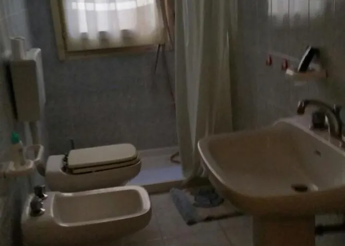 Viale Bari Галлиполи